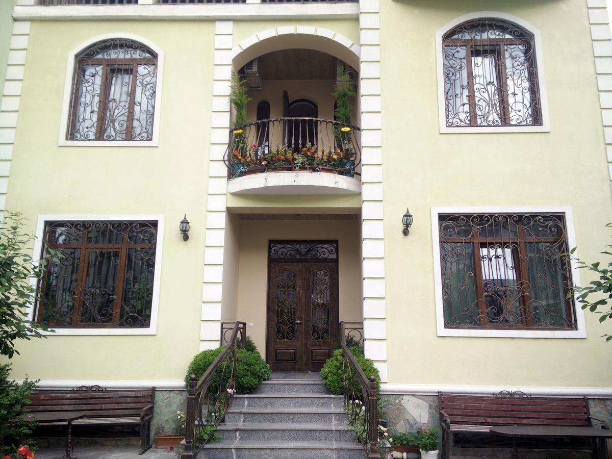 Hotel Mimino Tbilisi Esterno foto