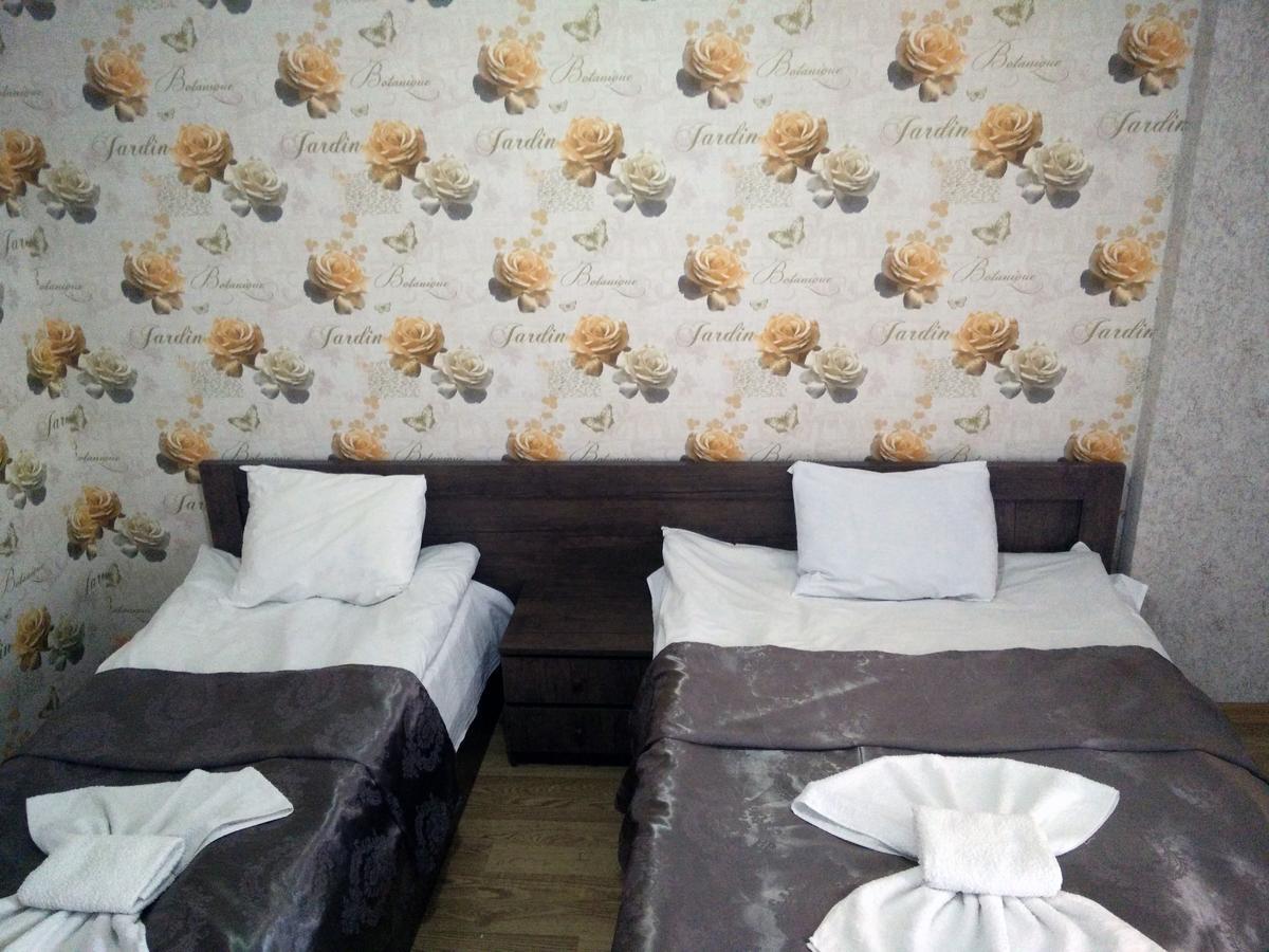 Hotel Mimino Tbilisi Esterno foto