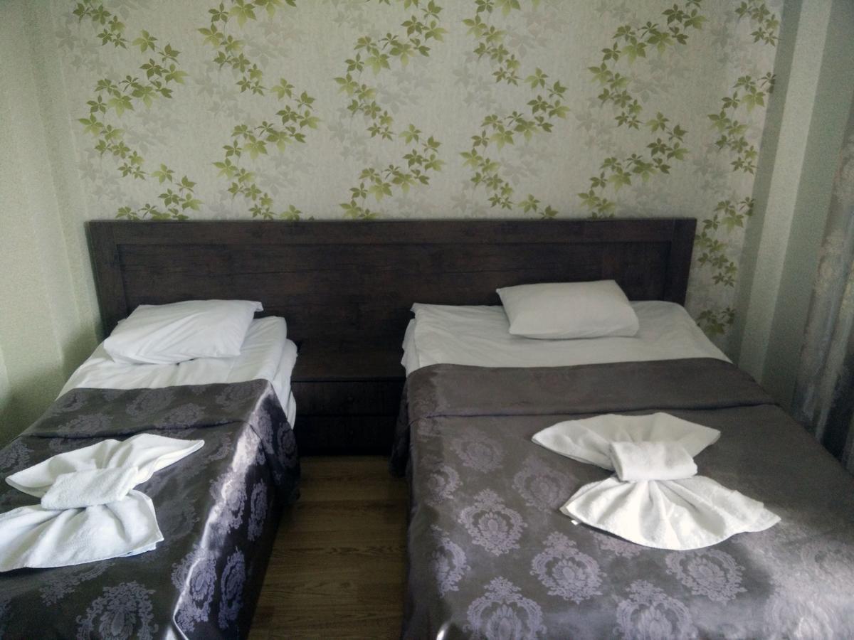 Hotel Mimino Tbilisi Esterno foto