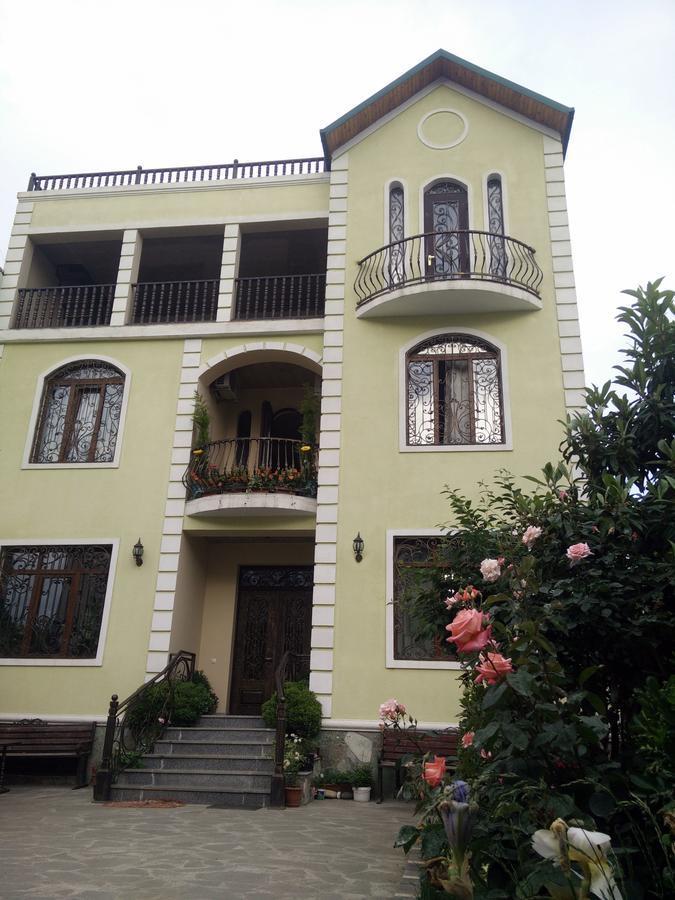 Hotel Mimino Tbilisi Esterno foto